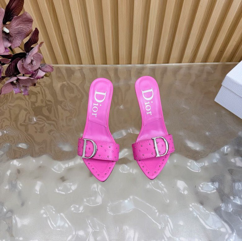 Босоножки фото 5