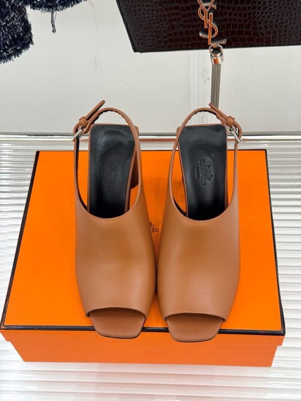 Босоніжки фото 5