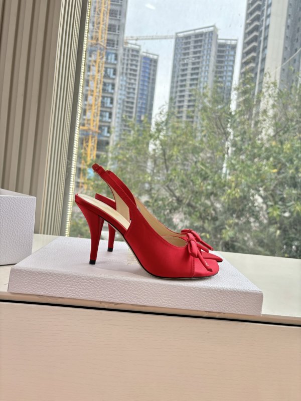 Босоніжки фото 5