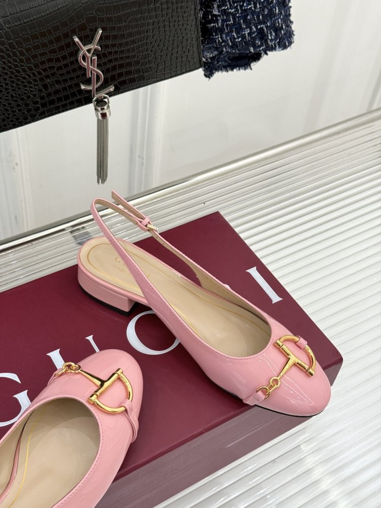 Босоножки фото 5