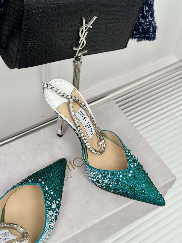 Босоножки фото 5