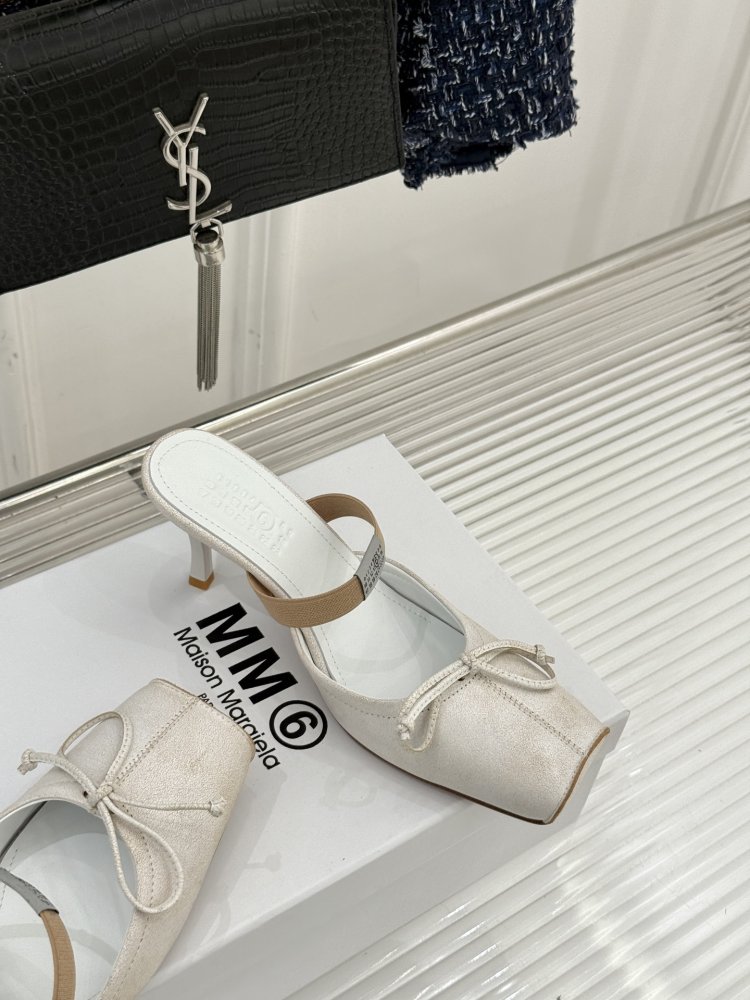 Босоножки фото 5