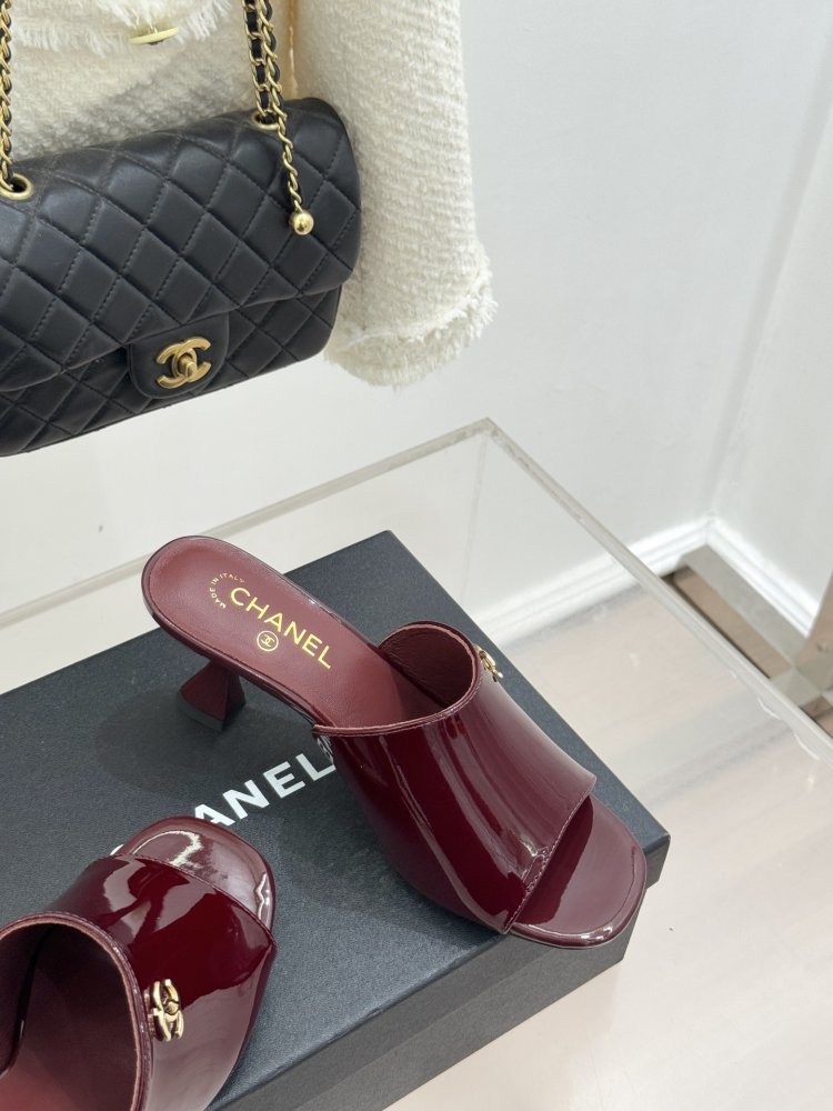 Босоніжки фото 5