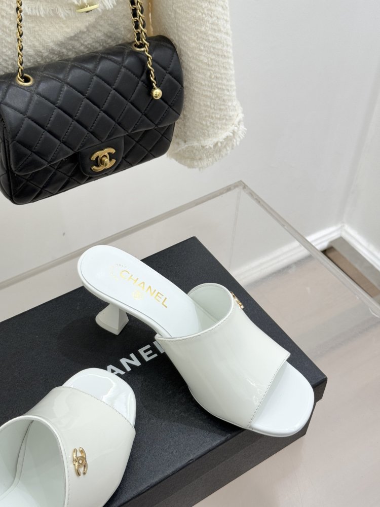 Босоніжки фото 5