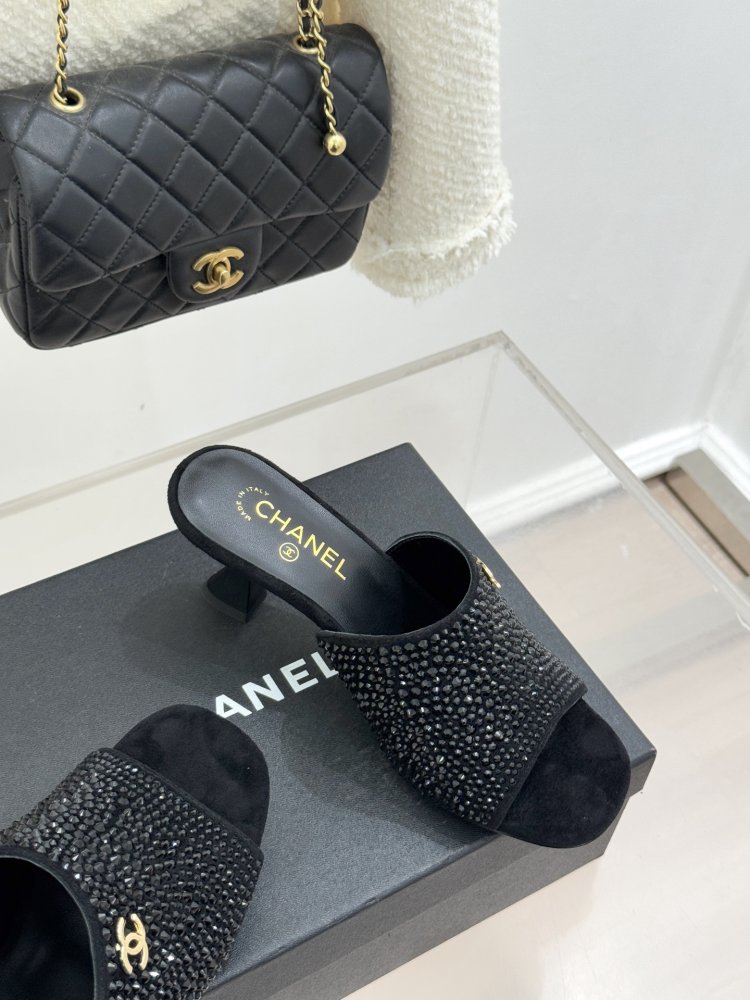 Босоніжки фото 5