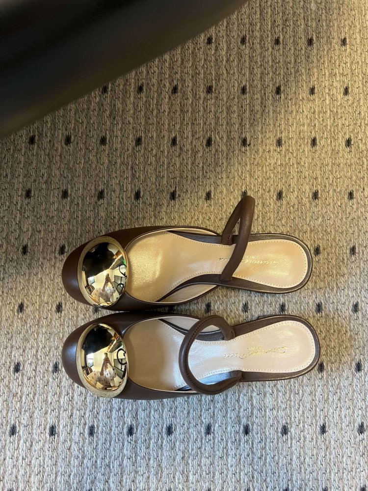 Босоножки фото 5