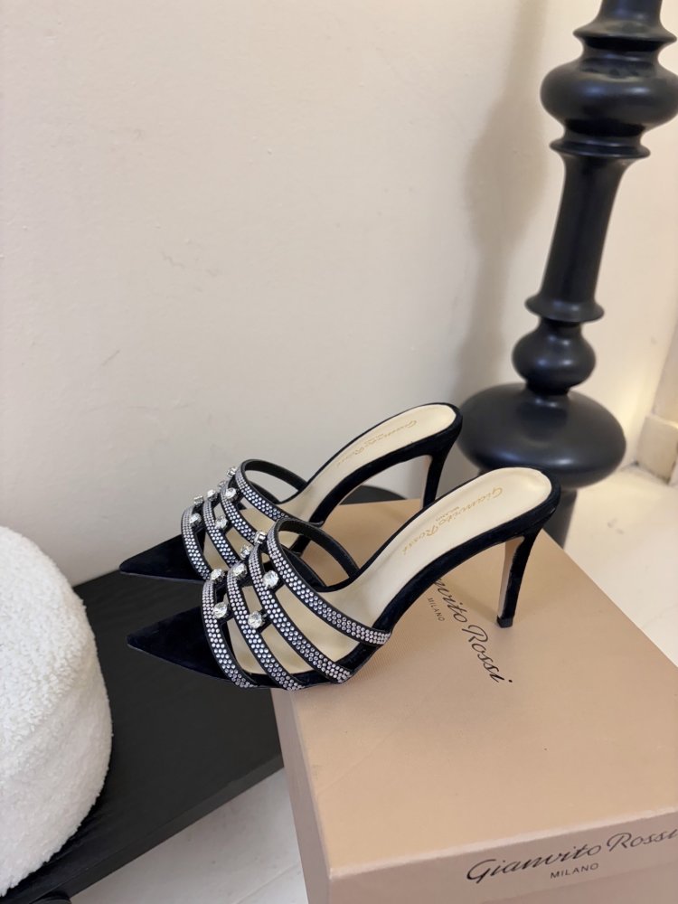 Босоножки фото 5