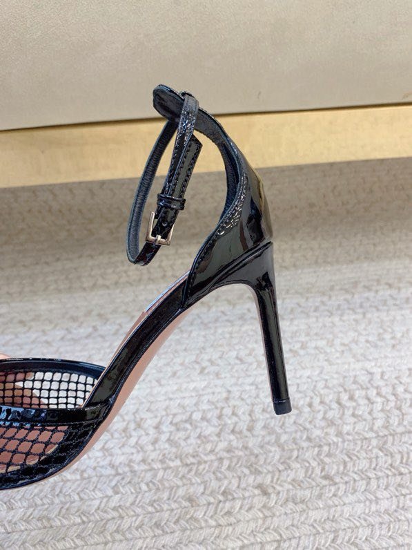 Босоножки фото 5