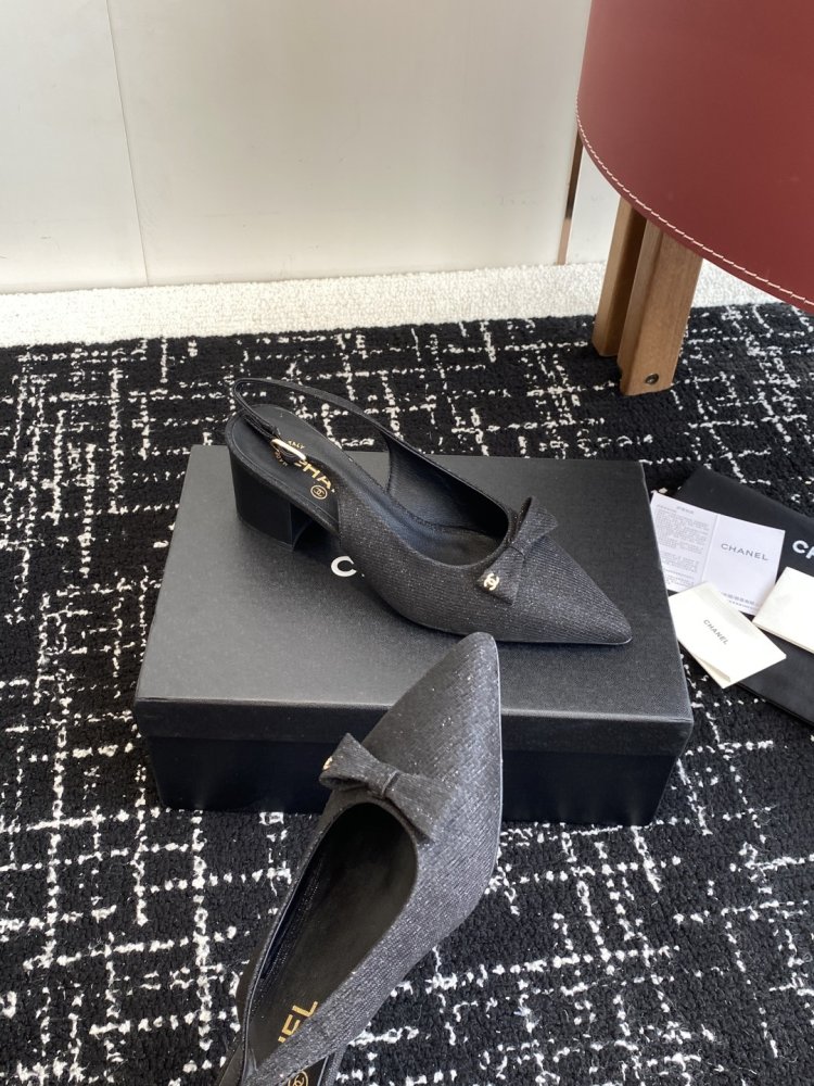 Босоножки фото 6