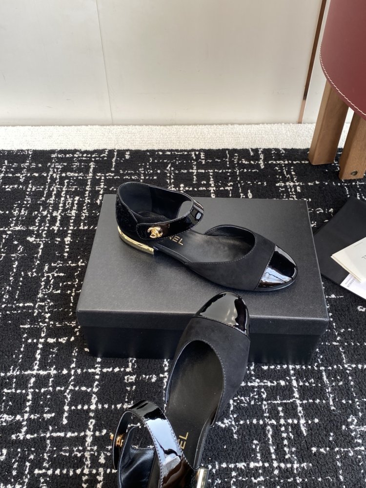 Босоніжки фото 6