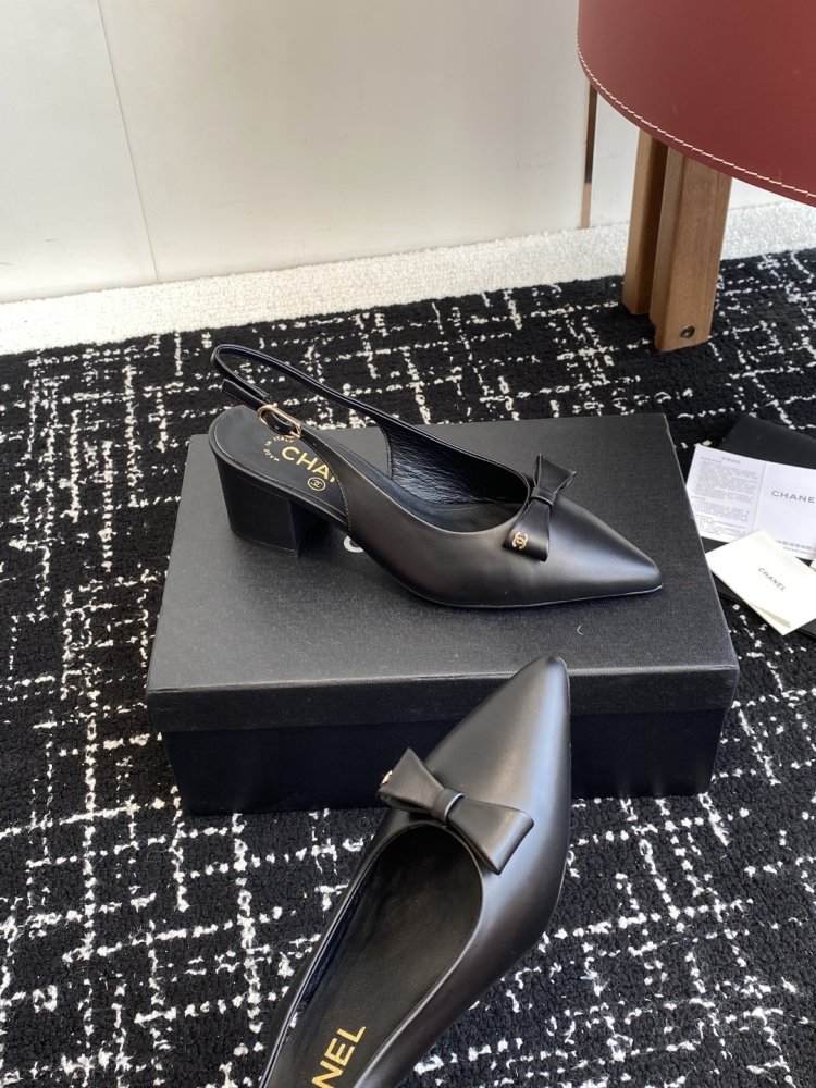 Босоніжки фото 6