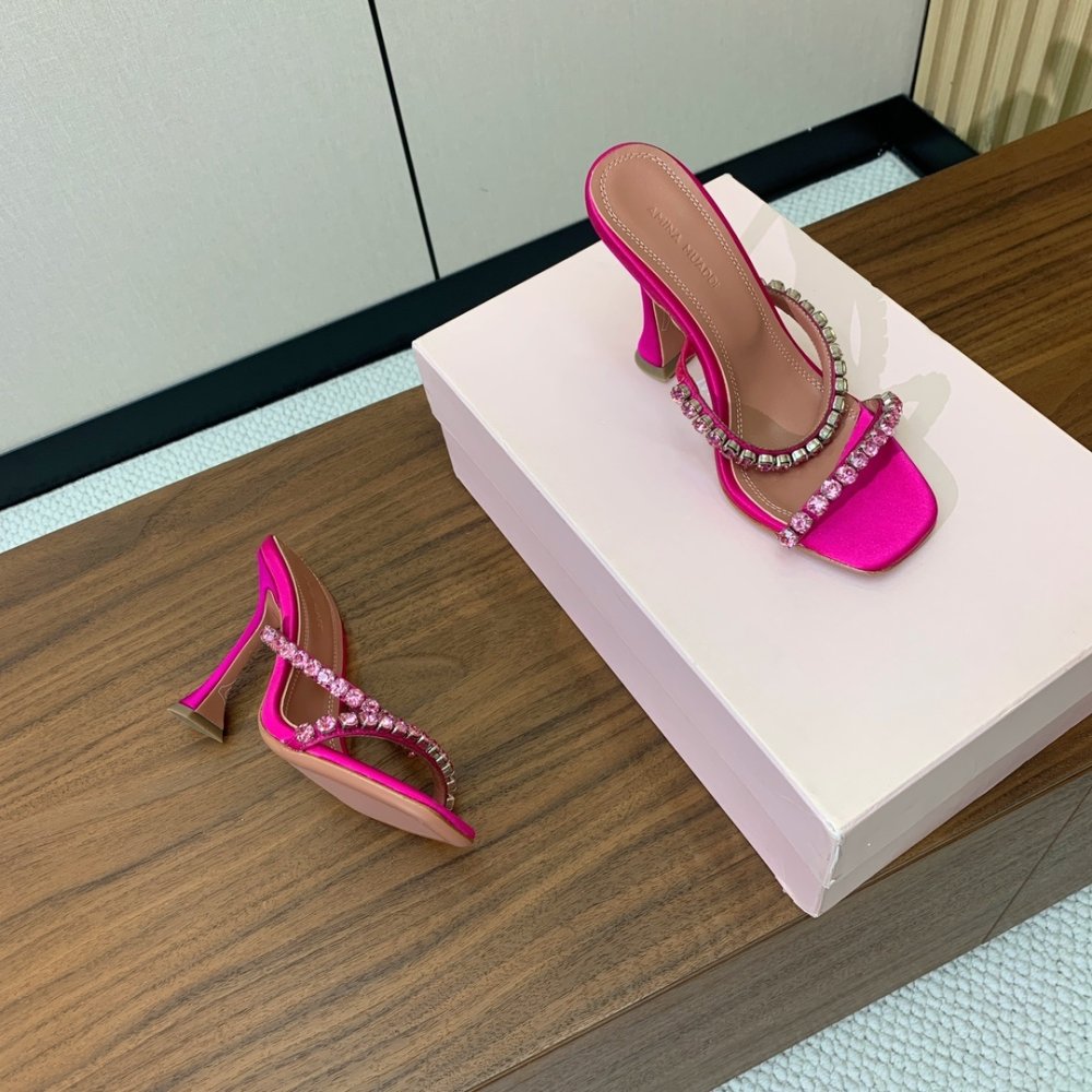 Босоножки фото 6