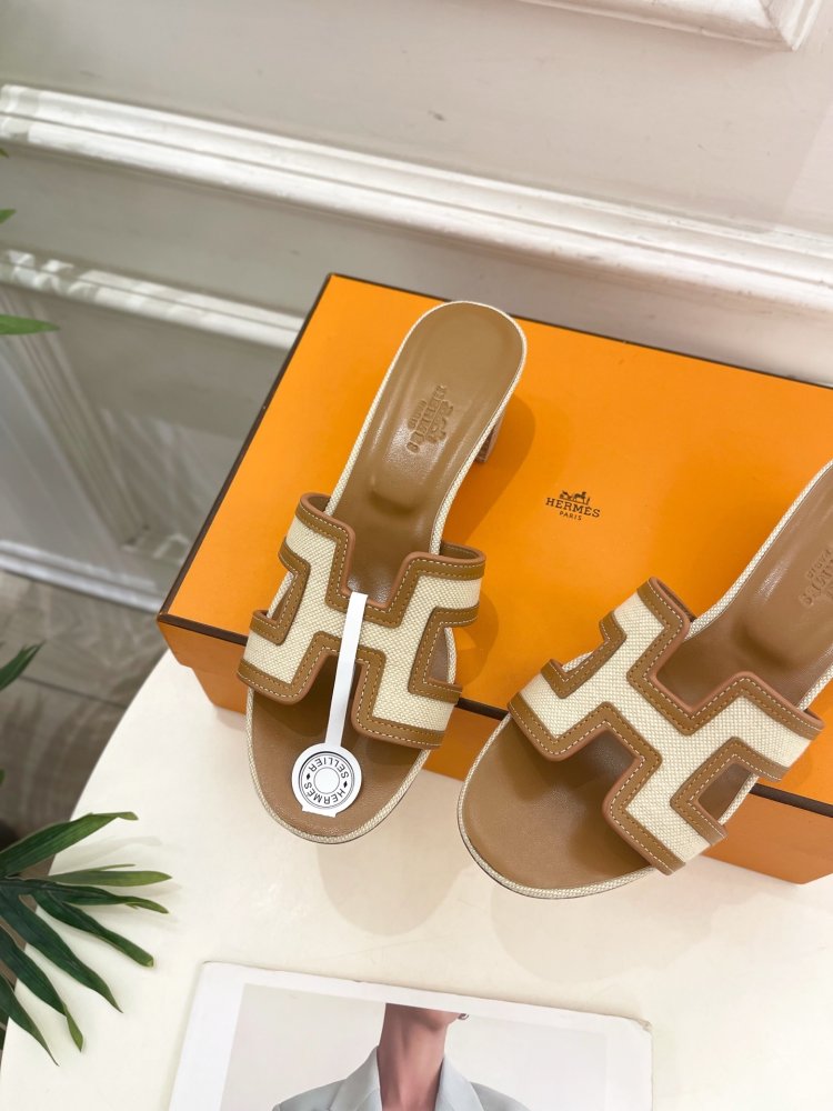 Босоножки фото 6