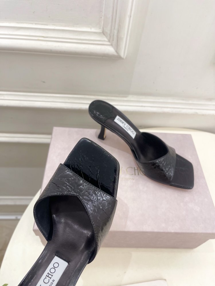 Босоножки фото 6