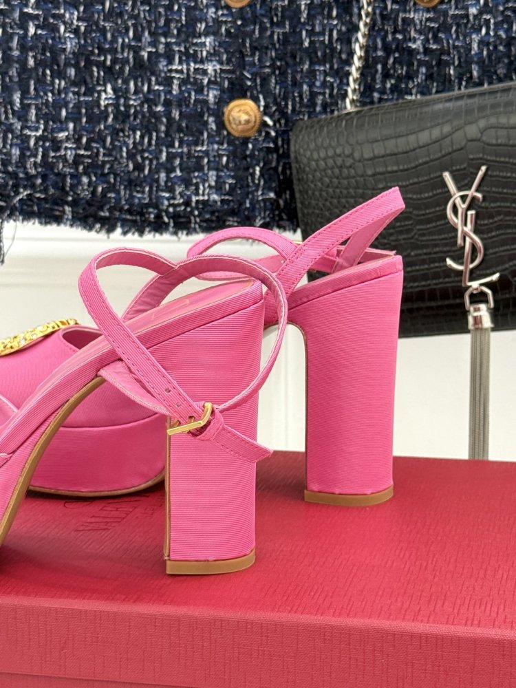 Босоножки фото 6