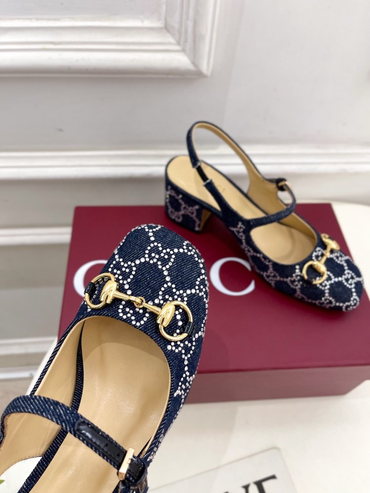 Босоножки фото 6