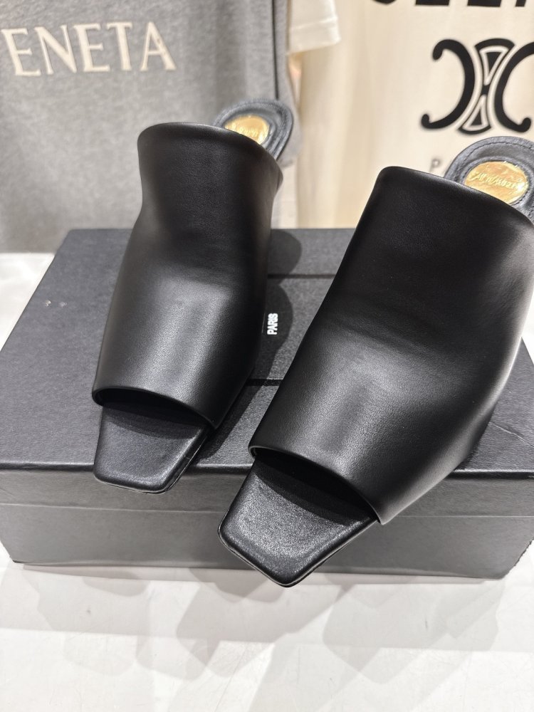 Босоніжки фото 6