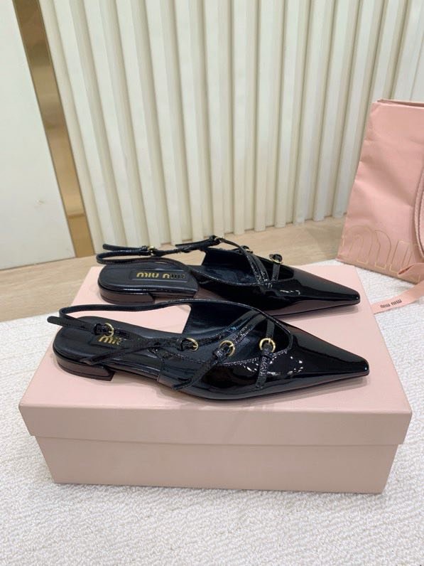 Босоножки фото 6