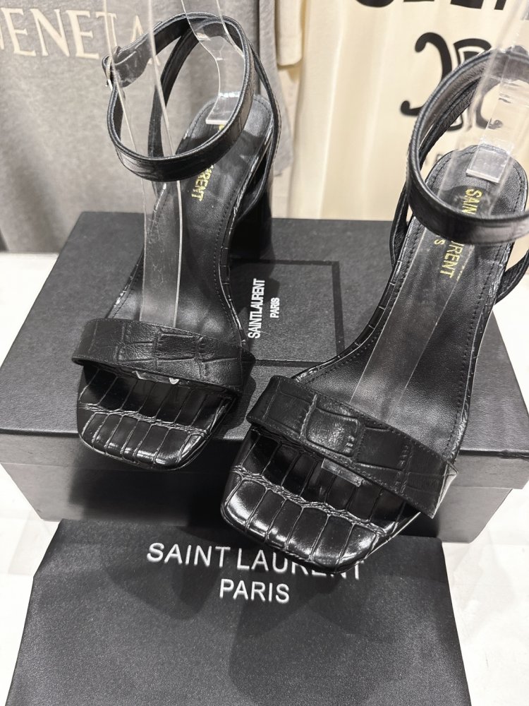 Босоніжки фото 6