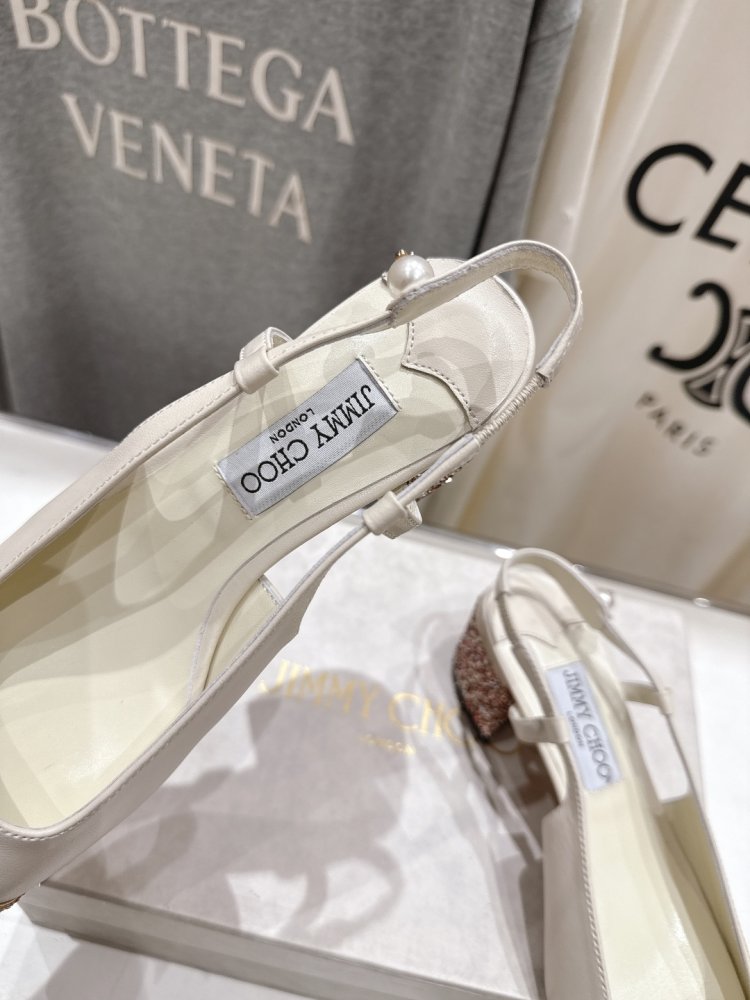 Босоножки фото 6