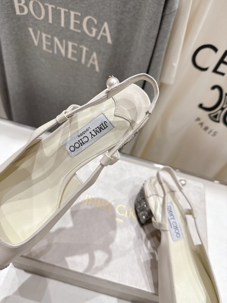 Босоножки фото 6