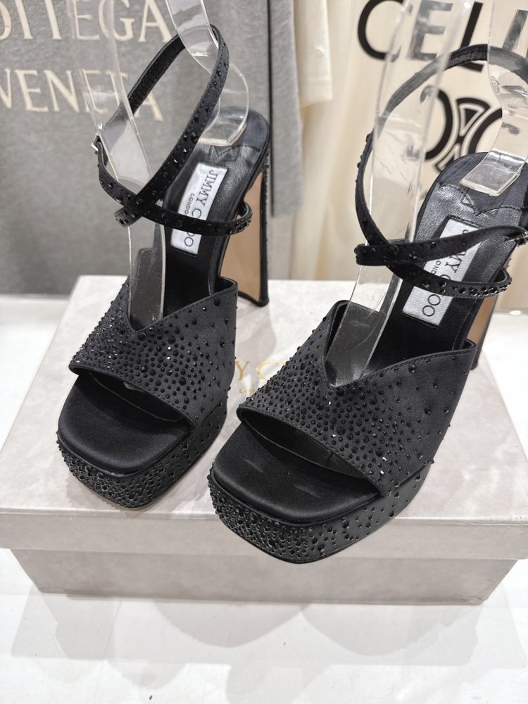 Босоножки фото 6