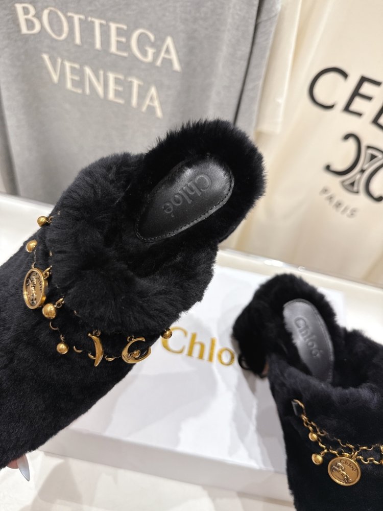 Босоножки фото 6