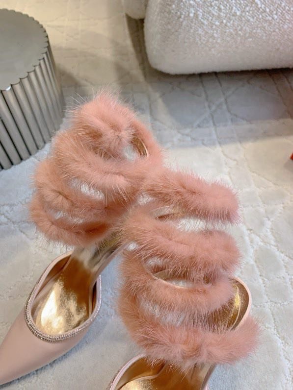 Босоножки фото 6