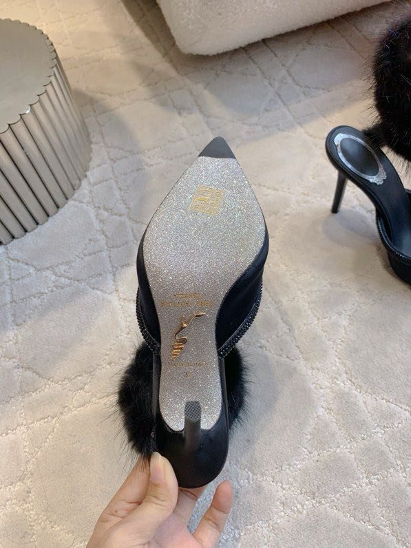 Босоножки фото 6