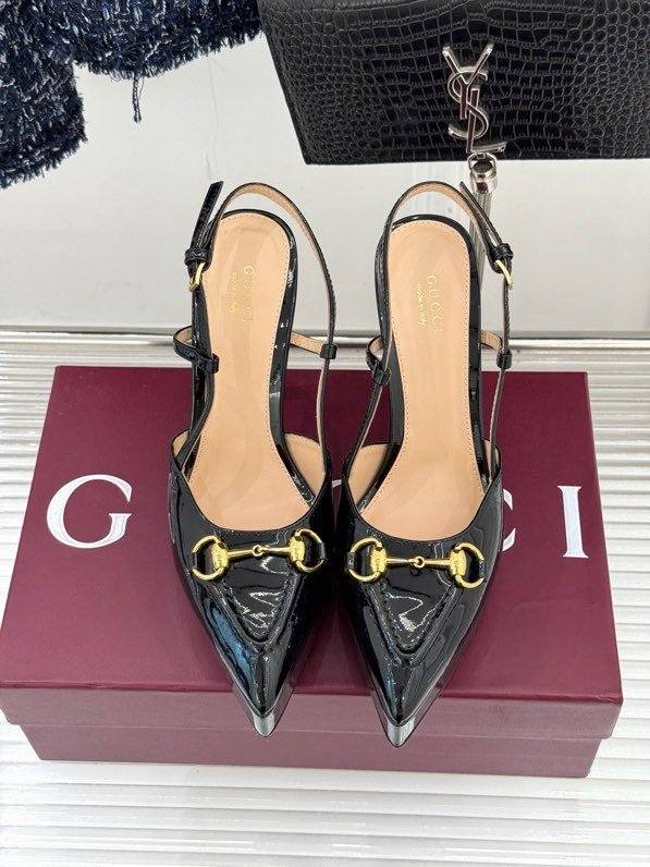 Босоніжки фото 6