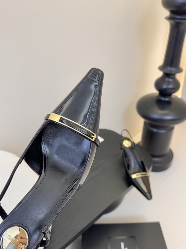 Босоножки фото 6