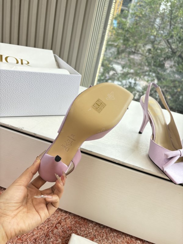 Босоніжки фото 6