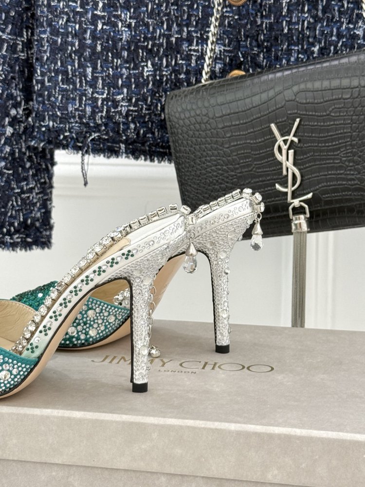 Босоножки фото 6