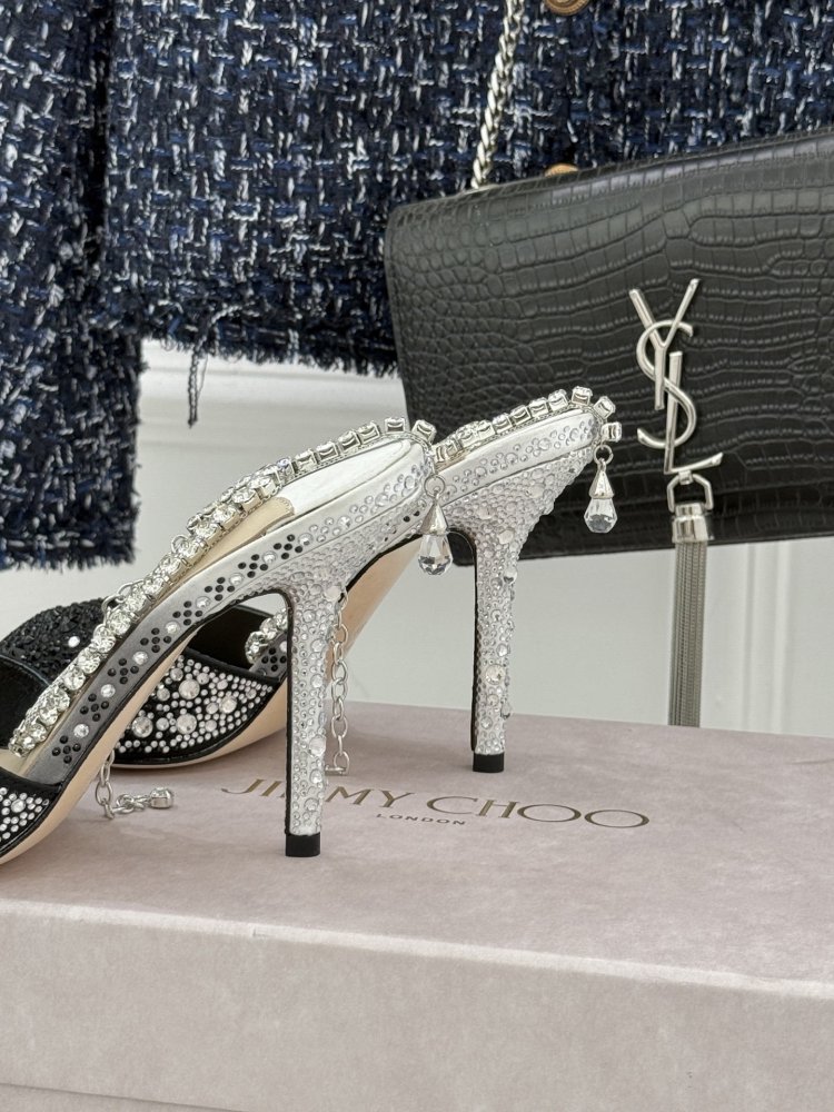 Босоножки фото 6