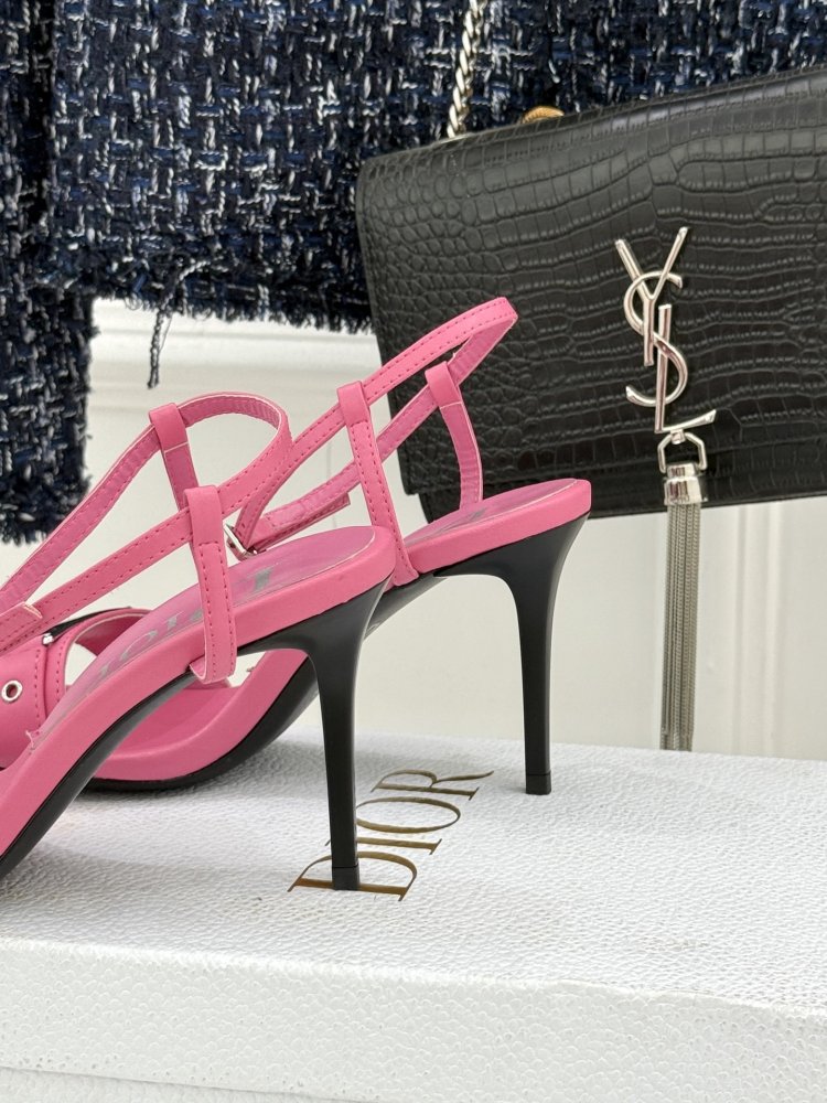 Босоножки фото 6