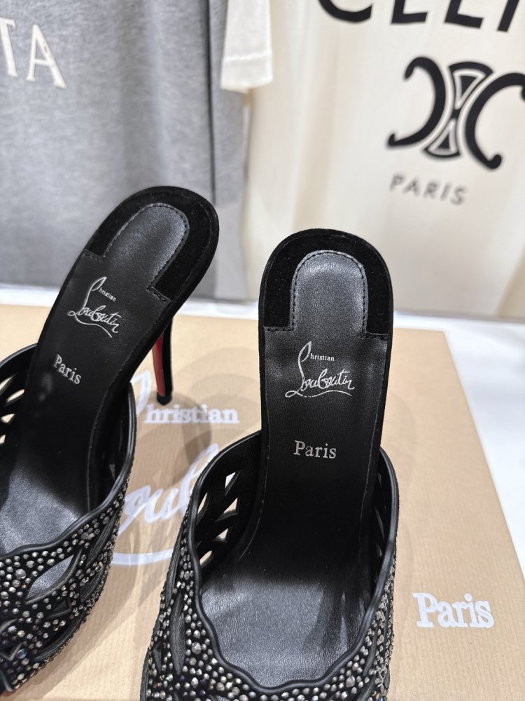 Босоножки фото 6