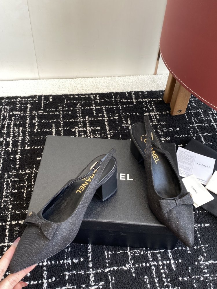 Босоножки фото 7