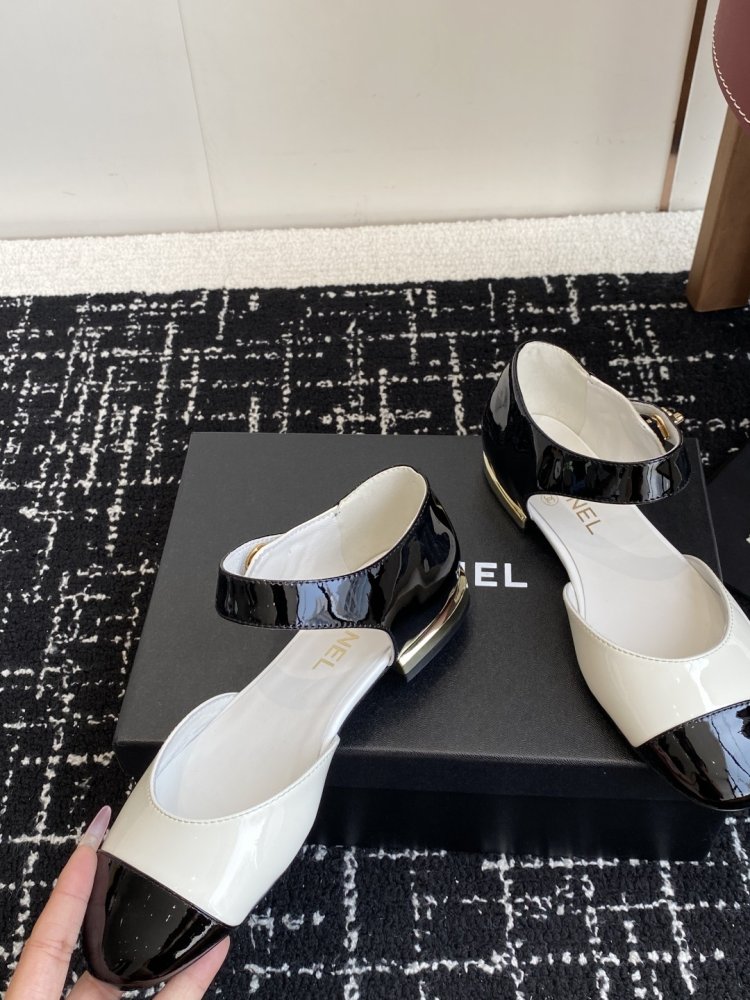 Босоножки фото 7