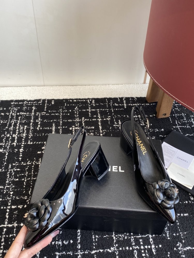 Босоножки фото 7