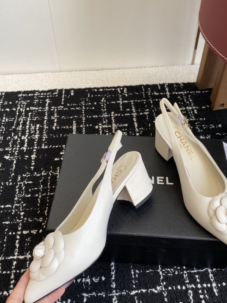 Босоножки фото 7