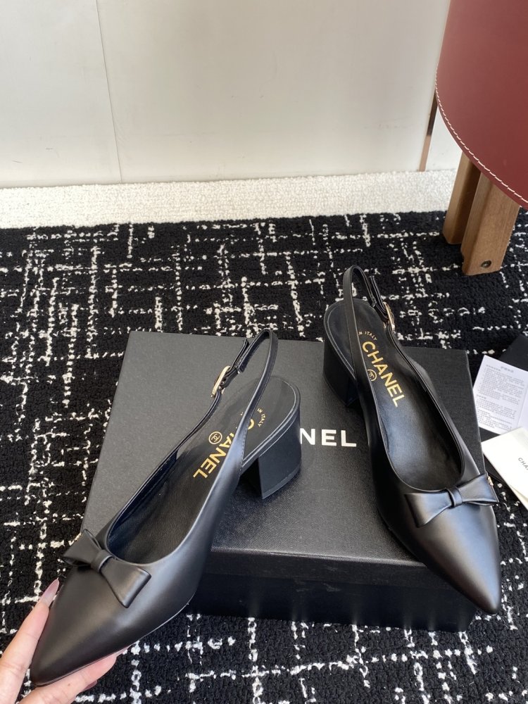 Босоніжки фото 7