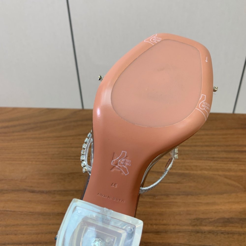 Босоножки фото 7