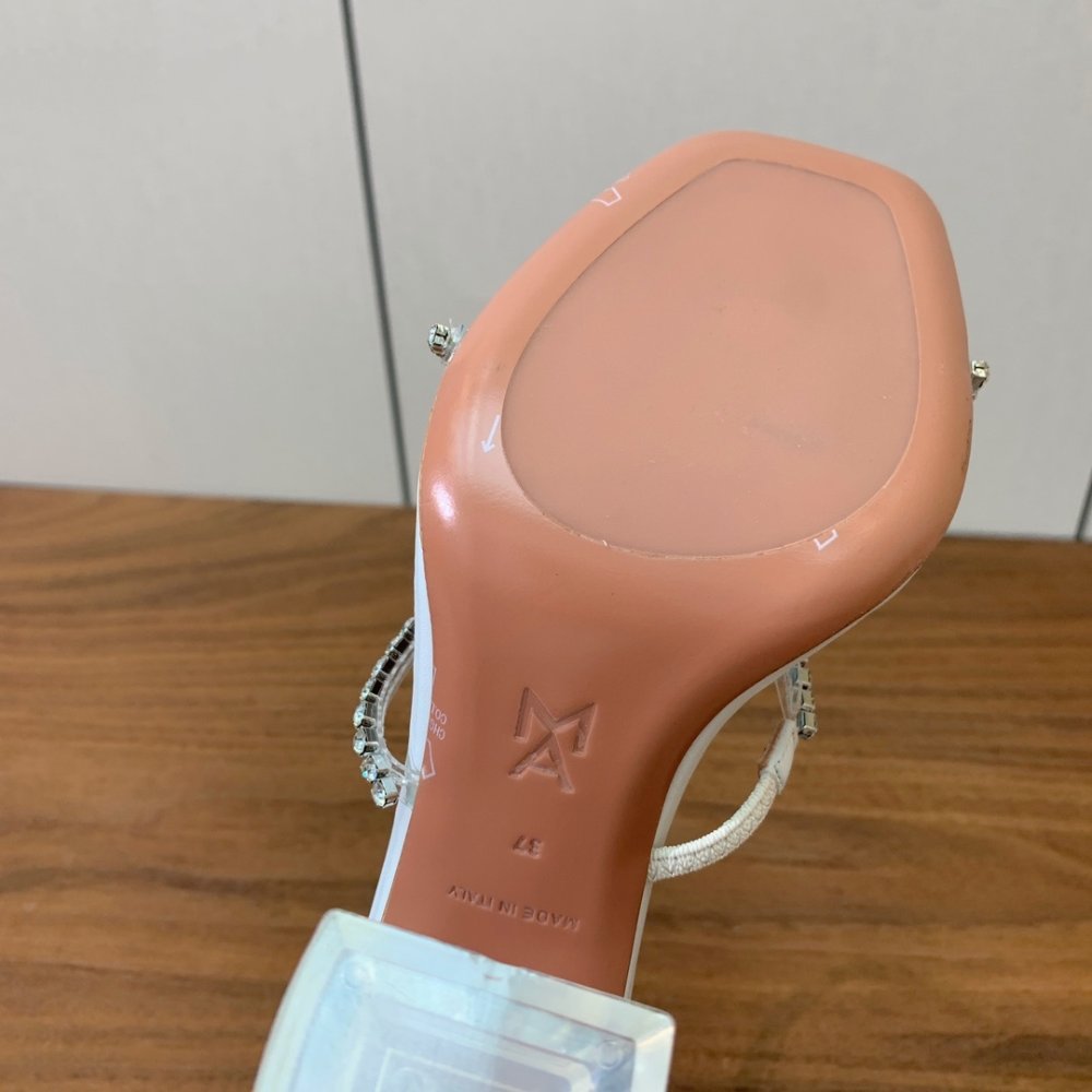 Босоножки фото 7