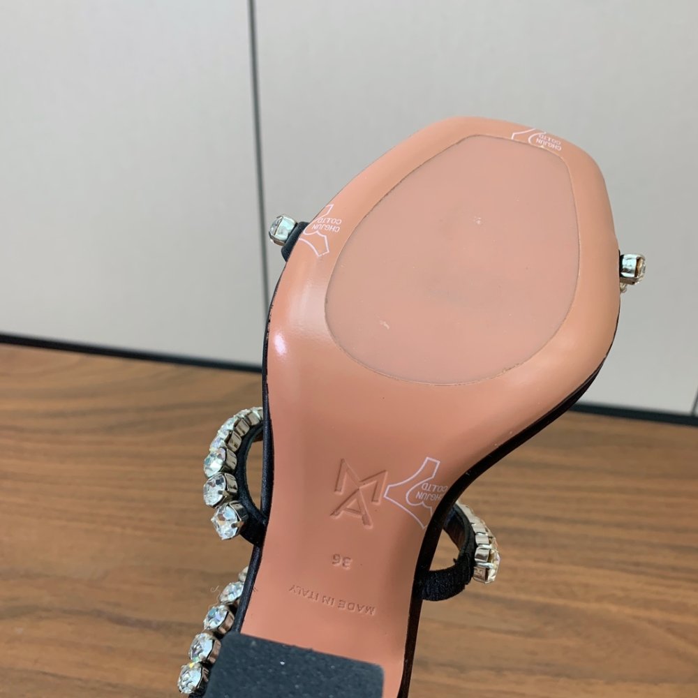 Босоножки фото 7