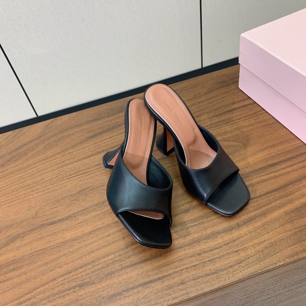 Босоножки фото 7