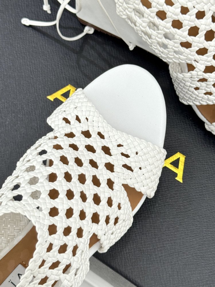 Босоніжки фото 7