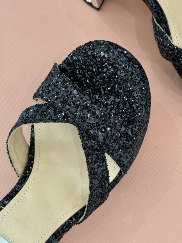 Босоножки фото 7