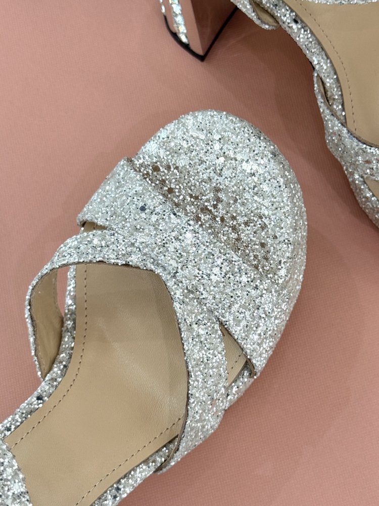 Босоножки фото 7