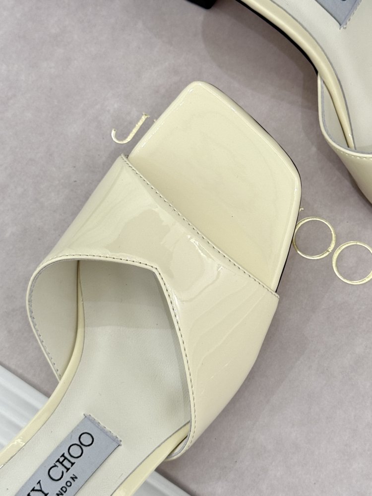 Босоножки фото 7