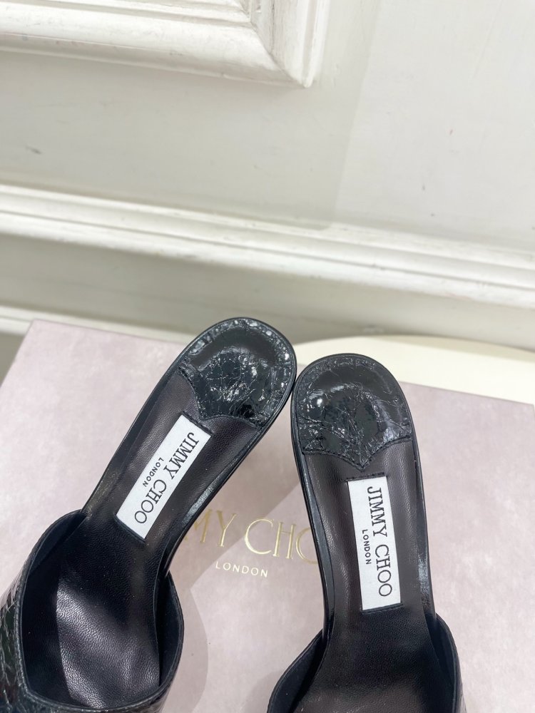 Босоножки фото 7